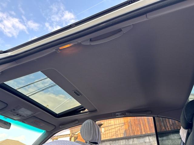 アリスト Ｓ３００ベルテックスエディション　後期　ワンオーナ　ＪＢＬサウンド　禁煙　２ＪＺ　純正ＤＶＤナビ　サンルーフ　ＤＶＤプレイヤー　ＣＤチェンジャー　パワーシート　電動テレスコ　ステアマチック　フェンダーポール　　キーレス　ＥＴＣ（42枚目）