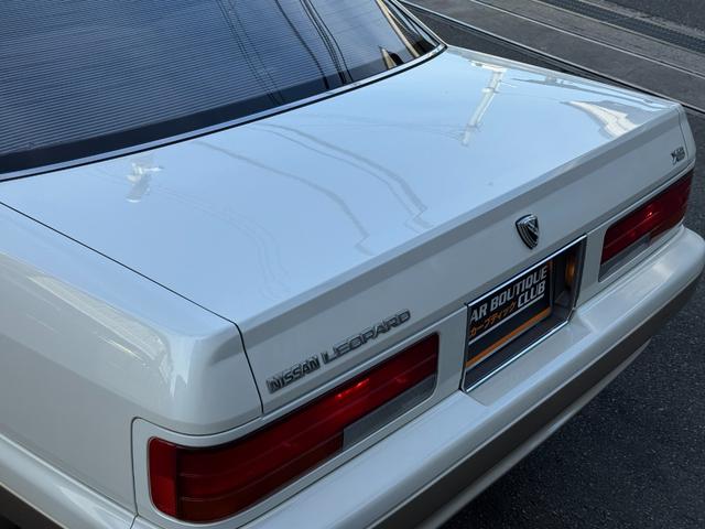 レパード 後期 純正サンルーフ 純正白パールII 1J1 運転席パワーシート V20ツインカムターボ Wedsプロフェッサーアルミ クルーズコントロール リモコンキー 電動格納ドアミラー 日産純正ピュアトロン(12枚目)