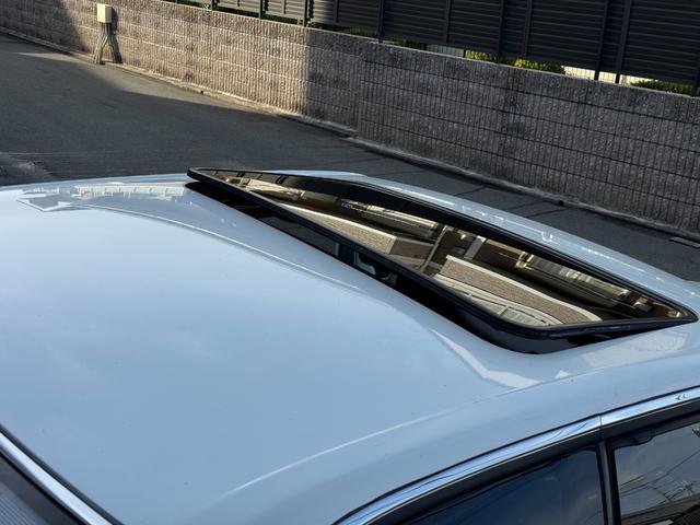 レパード 後期 純正サンルーフ 純正白パールII 1J1 運転席パワーシート V20ツインカムターボ Wedsプロフェッサーアルミ クルーズコントロール リモコンキー 電動格納ドアミラー 日産純正ピュアトロン(22枚目)