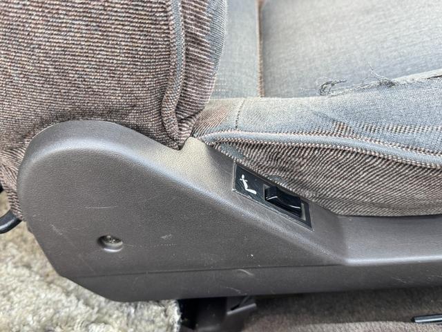 レパード 後期 純正サンルーフ 純正白パールII 1J1 運転席パワーシート V20ツインカムターボ Wedsプロフェッサーアルミ クルーズコントロール リモコンキー 電動格納ドアミラー 日産純正ピュアトロン(55枚目)