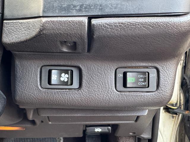 レパード 後期 純正サンルーフ 純正白パールII 1J1 運転席パワーシート V20ツインカムターボ Wedsプロフェッサーアルミ クルーズコントロール リモコンキー 電動格納ドアミラー 日産純正ピュアトロン(59枚目)