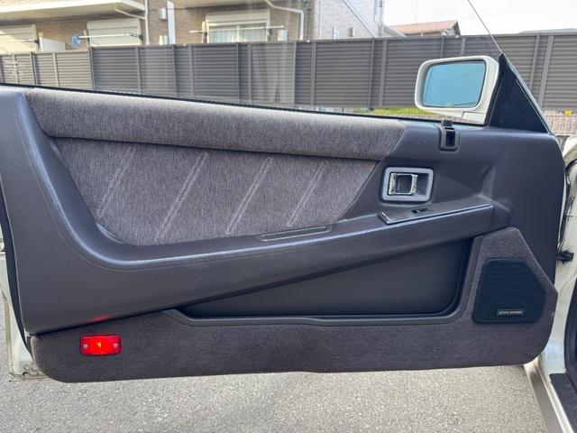 レパード 後期 純正サンルーフ 純正白パールII 1J1 運転席パワーシート V20ツインカムターボ Wedsプロフェッサーアルミ クルーズコントロール リモコンキー 電動格納ドアミラー 日産純正ピュアトロン(75枚目)