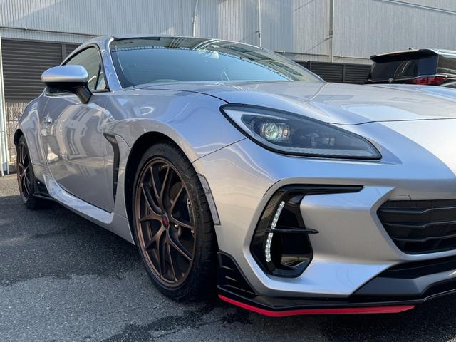 ＢＲＺ Ｓ　１オーナ　６ＭＴ　ＢＢＳ製ＳＴｉパフォーマンス１８インチアルミ　ＳＴｉエアロパッケージ　ＢＬＩＴＺ車高調　ＤＳＣプラス　９型彩速ナビ　フルＴＶ　バックカメラ　柿本改マフラー　ＬＥＤアクセサリーライナー（14枚目）