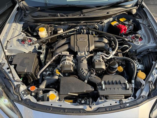ＢＲＺ Ｓ　１オーナ　６ＭＴ　ＢＢＳ製ＳＴｉパフォーマンス１８インチアルミ　ＳＴｉエアロパッケージ　ＢＬＩＴＺ車高調　ＤＳＣプラス　９型彩速ナビ　フルＴＶ　バックカメラ　柿本改マフラー　ＬＥＤアクセサリーライナー（59枚目）