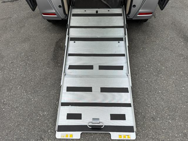 Ｎ－ＢＯＸ Ｇ・スロープホンダセンシング　福祉車両　ホンダセンシング　スロープ　両側スライドドア　リアソナー　ＥＴＣ　アダプティブクルーズコントロール　電動格納ドアミラー　オートＬＥＤヘッドライト　衝突被害軽減ブレーキ（8枚目）