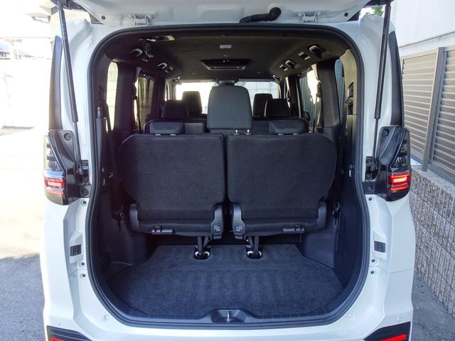 ヴォクシー Ｓ－Ｇ　４ＷＤ　８人乗　寒冷地仕様　１４型後席モニター　　トヨタセーフティ―センス　両側パワースライドドア　純正ディスプレイオーディオ　コネクティッドナビ　バックカメラ　ＥＴＣ２．０　ＣＤ／ＤＶＤデッキ（36枚目）
