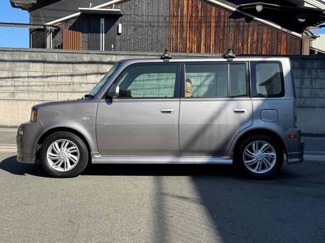 TOYOTA bB Z X VERSION