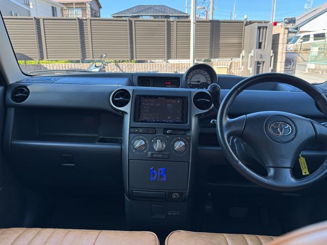 TOYOTA bB Z X VERSION