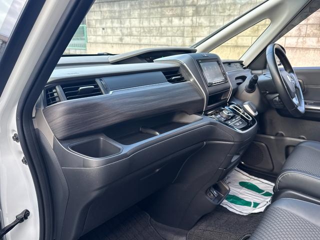 フリードハイブリッド ハイブリッド・Gホンダセンシング ワンオーナー Gathers純正ナビ フルセグTV バックカメラ シートヒーター リアソナー 禁煙 純正ドライブレコーダー  オートLEDヘッドライト 両側電動スライドドア 記録簿4枚 ETC(22枚目)