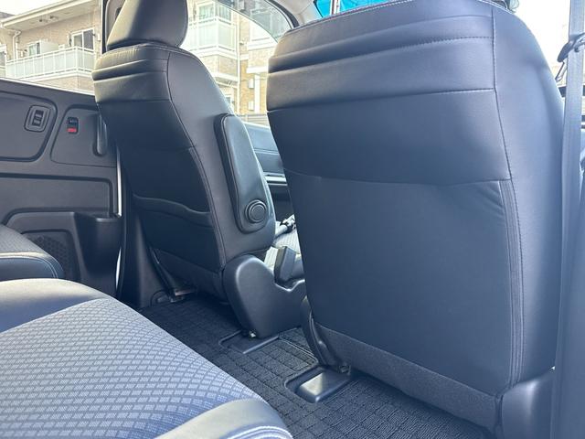 フリードハイブリッド ハイブリッド・Gホンダセンシング ワンオーナー Gathers純正ナビ フルセグTV バックカメラ シートヒーター リアソナー 禁煙 純正ドライブレコーダー  オートLEDヘッドライト 両側電動スライドドア 記録簿4枚 ETC(27枚目)