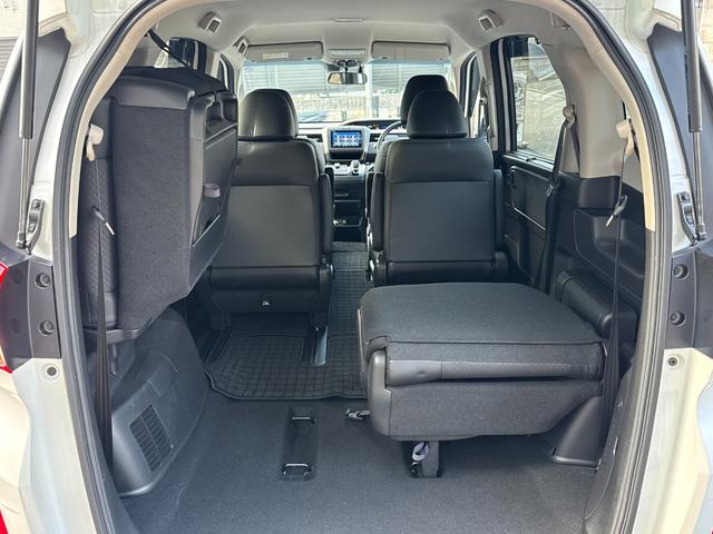 フリードハイブリッド ハイブリッド・Gホンダセンシング ワンオーナー Gathers純正ナビ フルセグTV バックカメラ シートヒーター リアソナー 禁煙 純正ドライブレコーダー  オートLEDヘッドライト 両側電動スライドドア 記録簿4枚 ETC(33枚目)