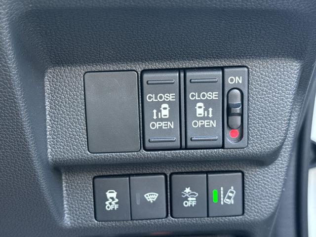 フリードハイブリッド ハイブリッド・Gホンダセンシング ワンオーナー Gathers純正ナビ フルセグTV バックカメラ シートヒーター リアソナー 禁煙 純正ドライブレコーダー  オートLEDヘッドライト 両側電動スライドドア 記録簿4枚 ETC(44枚目)