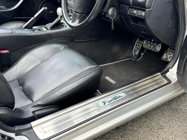 ロードスター VS コンビネーションA TEIN車高調 Boseサウンド 革シート Le Braフルブラ 社外LEDヘッドライト 社外15インチアルミ フロントフォグ 社外ミラー 新ガス対応 リヤガラスス 社外キーレス 社外エアクリ(33枚目)