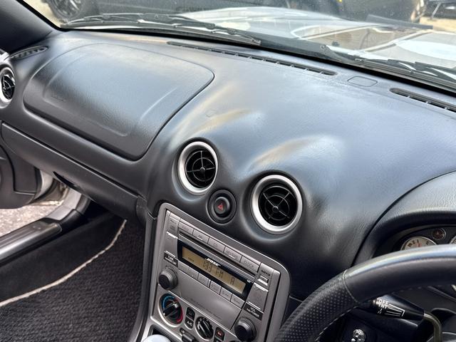 ロードスター VS コンビネーションA TEIN車高調 Boseサウンド 革シート Le Braフルブラ 社外LEDヘッドライト 社外15インチアルミ フロントフォグ 社外ミラー 新ガス対応 リヤガラスス 社外キーレス 社外エアクリ(46枚目)
