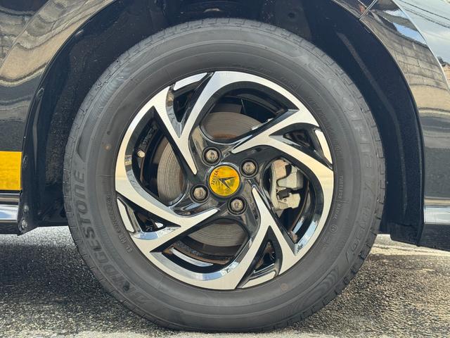 ヤリス ハイブリッドG ヴィッセル神戸仕様 禁煙 VISSEL神戸専用シートカバー・ステリングカバー・ホイールキャップ・サイドデカール 純正ディスプレイオーディオ AC100V トヨタセーフティセンス ワンオーナー ETC(18枚目)