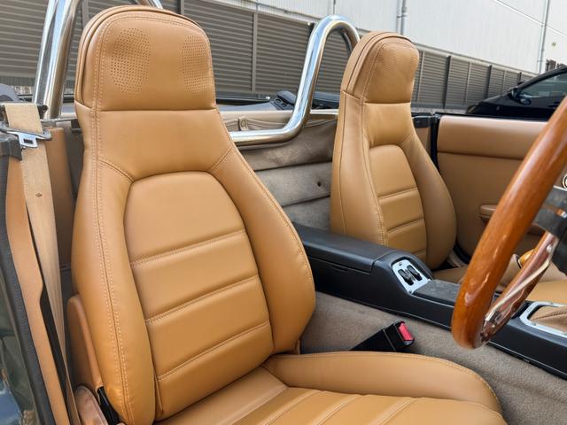 ユーノスロードスター Vスペシャル タンレザーシート 専用スカッフプレート 専用フロアマット プッシュスタート オートエグゼマフラー BBSアルミ NPG車高調 KENWOODツイーター CD/MDレシーバー ETC 記録簿13枚(33枚目)