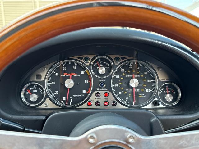 ユーノスロードスター Vスペシャル タンレザーシート 専用スカッフプレート 専用フロアマット プッシュスタート オートエグゼマフラー BBSアルミ NPG車高調 KENWOODツイーター CD/MDレシーバー ETC 記録簿13枚(46枚目)