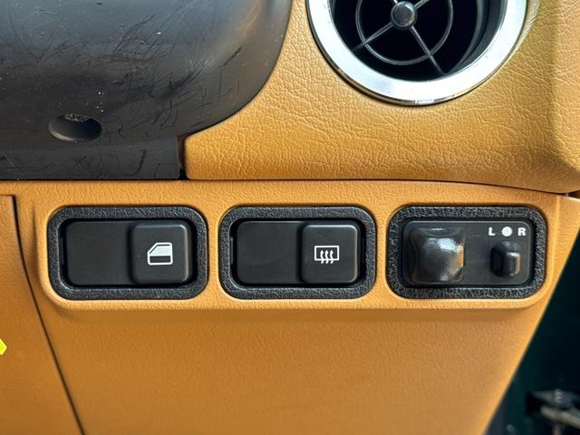 ユーノスロードスター Vスペシャル タンレザーシート 専用スカッフプレート 専用フロアマット プッシュスタート オートエグゼマフラー BBSアルミ NPG車高調 KENWOODツイーター CD/MDレシーバー ETC 記録簿13枚(47枚目)