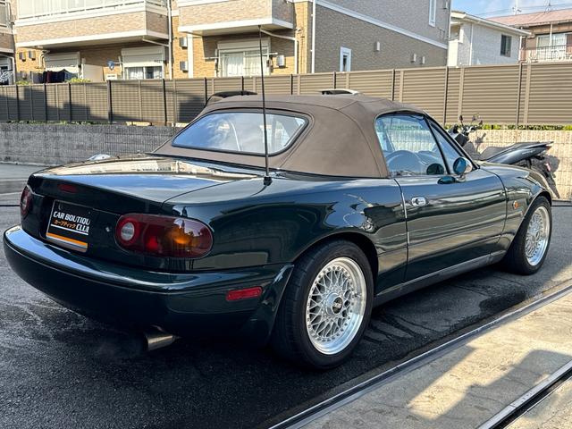 ユーノスロードスター Vスペシャル タンレザーシート 専用スカッフプレート 専用フロアマット プッシュスタート オートエグゼマフラー BBSアルミ NPG車高調 KENWOODツイーター CD/MDレシーバー ETC 記録簿13枚(69枚目)