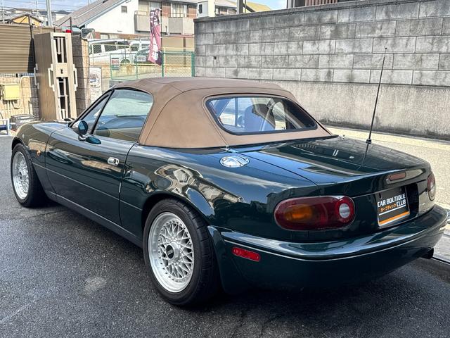 ユーノスロードスター Vスペシャル タンレザーシート 専用スカッフプレート 専用フロアマット プッシュスタート オートエグゼマフラー BBSアルミ NPG車高調 KENWOODツイーター CD/MDレシーバー ETC 記録簿13枚(70枚目)