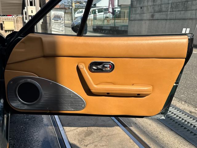 ユーノスロードスター Vスペシャル タンレザーシート 専用スカッフプレート 専用フロアマット プッシュスタート オートエグゼマフラー BBSアルミ NPG車高調 KENWOODツイーター CD/MDレシーバー ETC 記録簿13枚(72枚目)