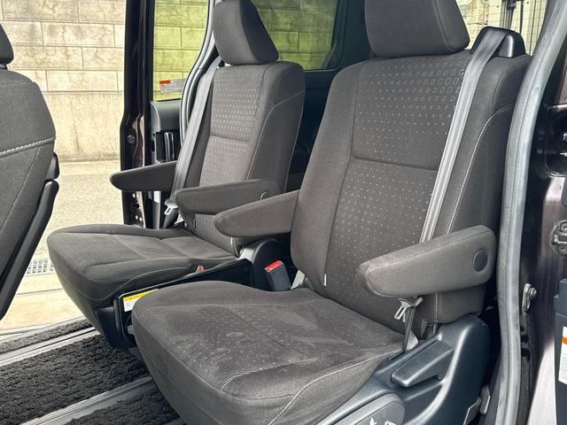 ノア ハイブリッドG 後期 ワンオーナー 両側電動スライドドア ALPINE12型フチップダウンモニタ 純正ナビTV バックカメラ トヨタセーフティセンス フロントドラレコ 前後ソナー クルコン オートLEDライト(33枚目)