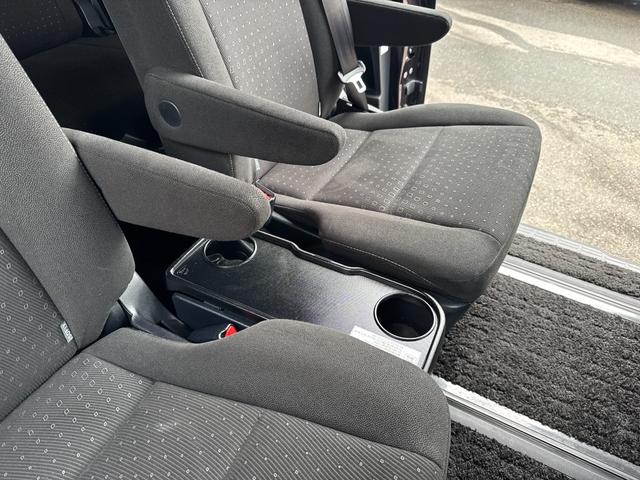 ノア ハイブリッドG 後期 ワンオーナー 両側電動スライドドア ALPINE12型フチップダウンモニタ 純正ナビTV バックカメラ トヨタセーフティセンス フロントドラレコ 前後ソナー クルコン オートLEDライト(37枚目)