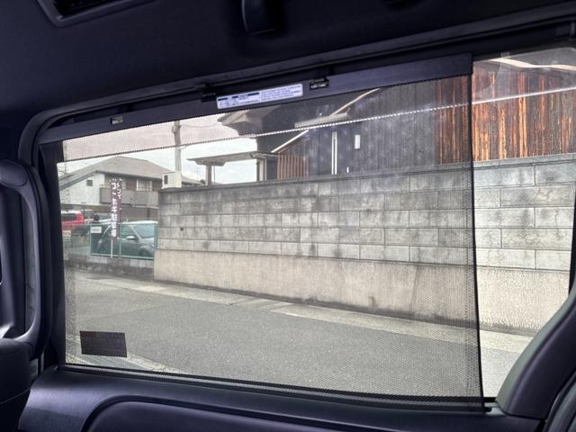 ノア ハイブリッドG 後期 ワンオーナー 両側電動スライドドア ALPINE12型フチップダウンモニタ 純正ナビTV バックカメラ トヨタセーフティセンス フロントドラレコ 前後ソナー クルコン オートLEDライト(74枚目)