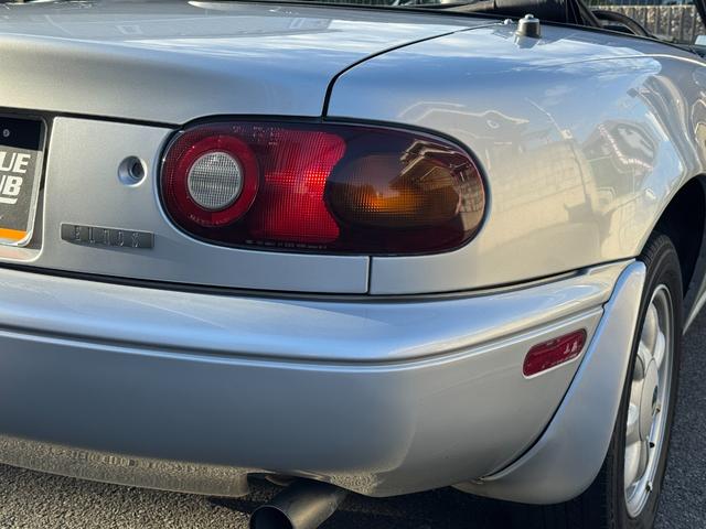 お車は内外装ともに当社でクリーニング、軽く磨きあげてご納車いたします。