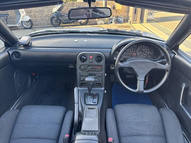 創業３４年　伊丹市にて４店舗営業　営業時間１０：００から１８：００　毎週水曜・第二火曜日（祝日除く）