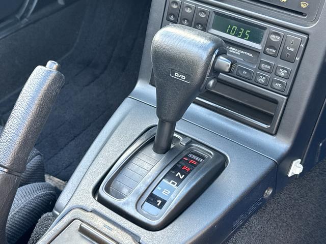 ４速オートマチックシフトです、シフトの入りも問題ありません。