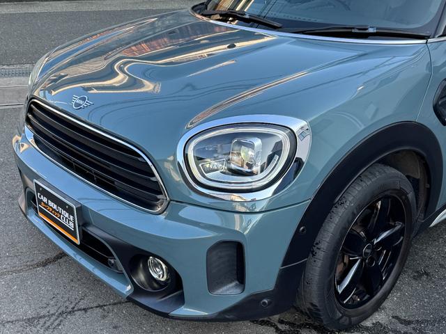 ＭＩＮＩ クーパーＤ　クロスオーバー　インテリジェントセーフティ　ドライビングアシスト　パワーバックドア　純正ＨＤＤナビ　リアビューカメラ　アクティブクルーズコントロール　アンビエントライト　　Ｂｌｕｅｔｏｏｔｈ　ＡｐｐｌｅＣａｒＰｌａｙ（16枚目）