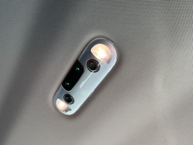 ＭＩＮＩ クーパーＤ　クロスオーバー　インテリジェントセーフティ　ドライビングアシスト　パワーバックドア　純正ＨＤＤナビ　リアビューカメラ　アクティブクルーズコントロール　アンビエントライト　　Ｂｌｕｅｔｏｏｔｈ　ＡｐｐｌｅＣａｒＰｌａｙ（59枚目）