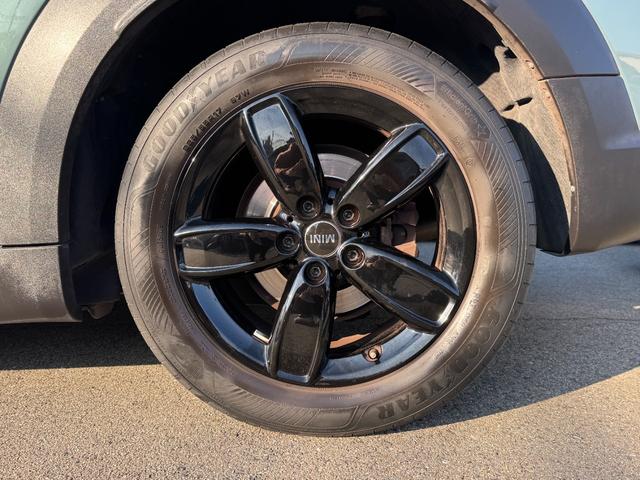 ＭＩＮＩ クーパーＤ　クロスオーバー　インテリジェントセーフティ　ドライビングアシスト　パワーバックドア　純正ＨＤＤナビ　リアビューカメラ　アクティブクルーズコントロール　アンビエントライト　　Ｂｌｕｅｔｏｏｔｈ　ＡｐｐｌｅＣａｒＰｌａｙ（65枚目）