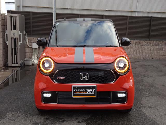 Ｎ－ＯＮＥ ＲＳ　６ＭＴ　エンケイ１５インチ　モデューロサス　ＨＫＳマフラー　ツートーンカラー　無限サイドバイザー　無限ドアハンドルプロテクター　センターストライプデカール　ギャザーズ８インチナビ　前後ドラレコ（2枚目）