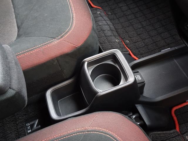 Ｎ－ＯＮＥ ＲＳ　６ＭＴ　エンケイ１５インチ　モデューロサス　ＨＫＳマフラー　ツートーンカラー　無限サイドバイザー　無限ドアハンドルプロテクター　センターストライプデカール　ギャザーズ８インチナビ　前後ドラレコ（61枚目）