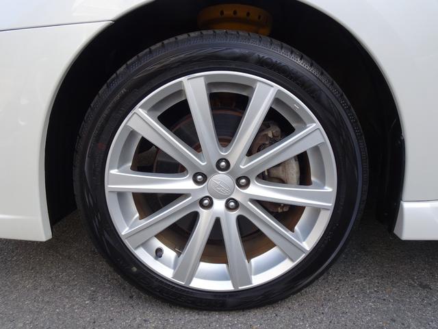 レガシィツーリングワゴン 2.5iアイサイト Sパッケージ ワンオーナー ユーザー買取 禁煙 革シート 前席パワーシート 運転席シートメモリー機能 純正18インチアルミ 追従式クルコン スマートキー プッシュスタート 社外7インチナビ Bカメラ ETC(16枚目)