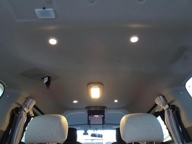 ＮＶ２００バネットワゴン １６Ｘ－２Ｒ　フジカーズ　ＦＯＣＳ　Ｌｕｓ　サブバッテリー　走行充電　外部電源　インバーター　ＲＥＶＯシート　脱着式テーブル　遮光カーテン　天井ＬＥＤ照明　社外７インチナビ　バックカメラ　フリップダウンモニター（15枚目）