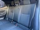 シートの張りもあり使用感がかなり少ない状態のセカンドシートです。