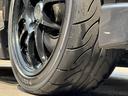 タイヤは標準装備のNeovaです。