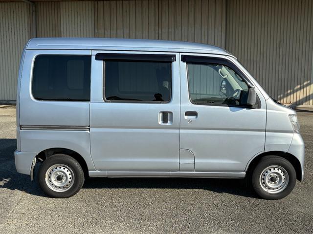 ハイゼットカーゴ ＤＸ　ハイルーフ　パートタイム４ＷＤ　４速ＡＴ車　キーレスエントリー（4枚目）