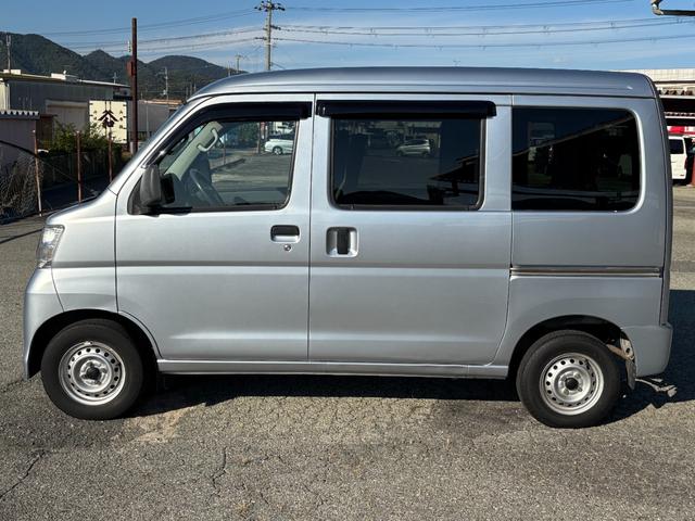 ハイゼットカーゴ ＤＸ　ハイルーフ　パートタイム４ＷＤ　４速ＡＴ車　キーレスエントリー（5枚目）