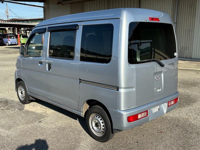 ハイゼットカーゴ ＤＸ　ハイルーフ　パートタイム４ＷＤ　４速ＡＴ車　キーレスエントリー（7枚目）