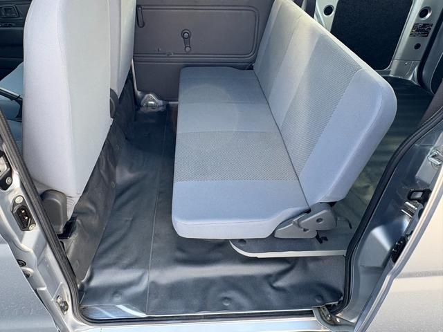 ハイゼットカーゴ ＤＸ　ハイルーフ　パートタイム４ＷＤ　４速ＡＴ車　キーレスエントリー（18枚目）