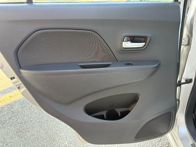 フレア ＨＳ　ＣＤデッキ　プッシュスタート　ハイブリッド　シートヒーター　衝突被害軽減ブレーキ（25枚目）