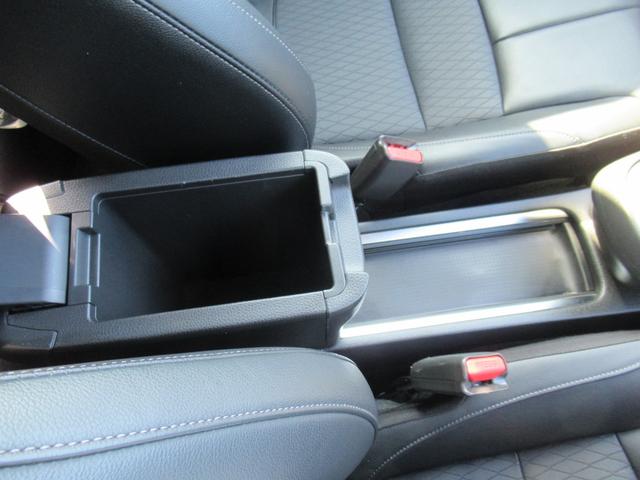 フィット ｅ：ＨＥＶリュクス　ギャザズナビ　フルセグ　ＤＶＤ　ＣＤ　Ｂｌｕｅｔｏｏｔｈ　ＬＥＤヘッドライト　フォグライト　ＥＴＣ　ワイヤレス充電　Ｂカメラ　前後ドラレコ　本革シート　シートヒーター　ＬＥＤヘッドライト　純正アルミ（29枚目）