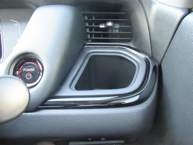 フィット ｅ：ＨＥＶリュクス　ギャザズナビ　フルセグ　ＤＶＤ　ＣＤ　Ｂｌｕｅｔｏｏｔｈ　ＬＥＤヘッドライト　フォグライト　ＥＴＣ　ワイヤレス充電　Ｂカメラ　前後ドラレコ　本革シート　シートヒーター　ＬＥＤヘッドライト　純正アルミ（31枚目）
