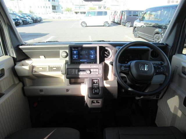 Ｎ－ＶＡＮ ｅ： ｅ：ファン　ギャザズ８インチディスプレイオーディオ　Ｂｌｕｅｔｏｏｔｈ　バックカメラ　前後ドラレコ　シートヒーター　弊社デモカー　純正ホイール　急速充電ポート　エンジンプッシュボタン　スマートキー（3枚目）