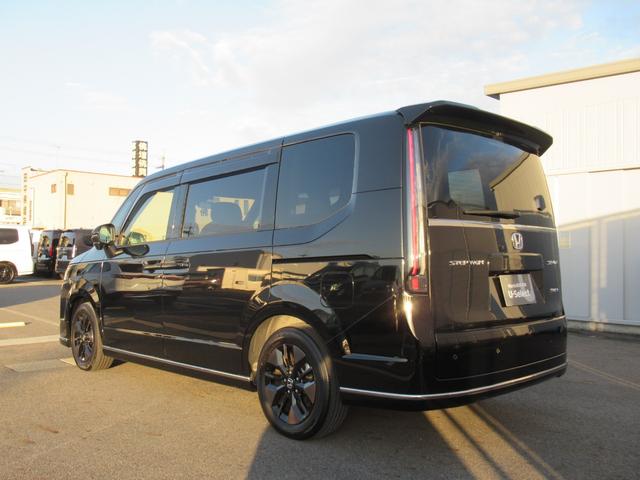 ステップワゴン e:HEVスパーダ 11.4インチHondaCONNECTナビ Bluetooth CD・DVD再生 マルチビューカメラ 両側電動スライド 電動リアゲート シートヒーター 純正アルミホイール LEDヘッドライト(7枚目)