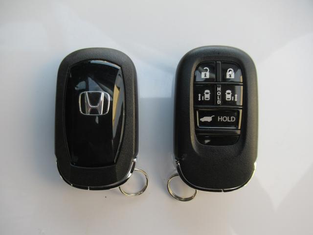 ステップワゴン e:HEVスパーダ 11.4インチHondaCONNECTナビ Bluetooth CD・DVD再生 マルチビューカメラ 両側電動スライド 電動リアゲート シートヒーター 純正アルミホイール LEDヘッドライト(24枚目)